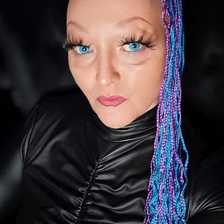 Lady-Nadine