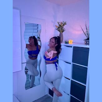 LarissaX69