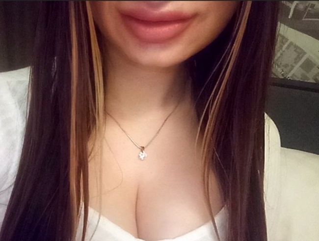 Ehefrau hat Date CUCKOLD Rollenspiel Femdom