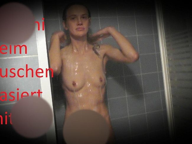 musc** beim duschen Rasiert mit NS