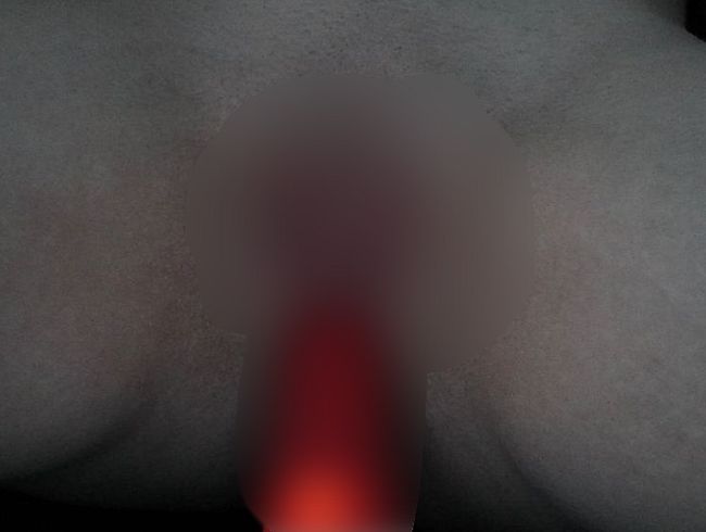 Selbstbefrie***ng im Auto, mit einem Stoßdil*o und vi*rator