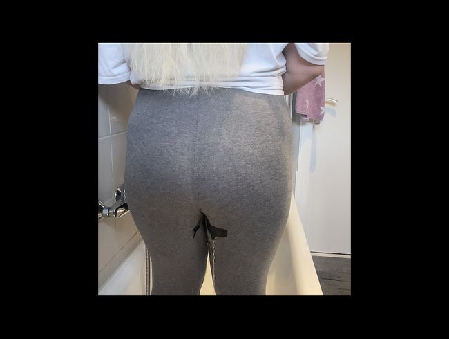 Ich bes**ge es mir selbst und mache mir in die Hose