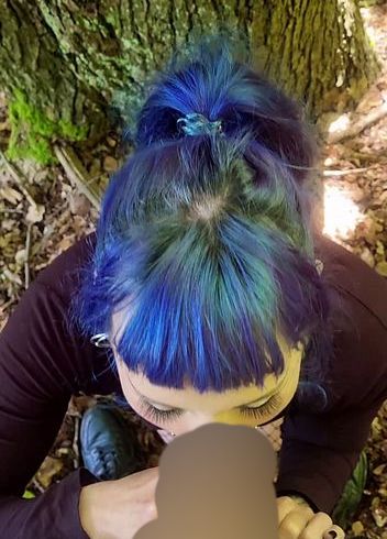 POV Geiles GOTHGIRL mit GESPALTENER ZUNGE verwöhnt großen schw**z OUTDOOR bl*wJOB
