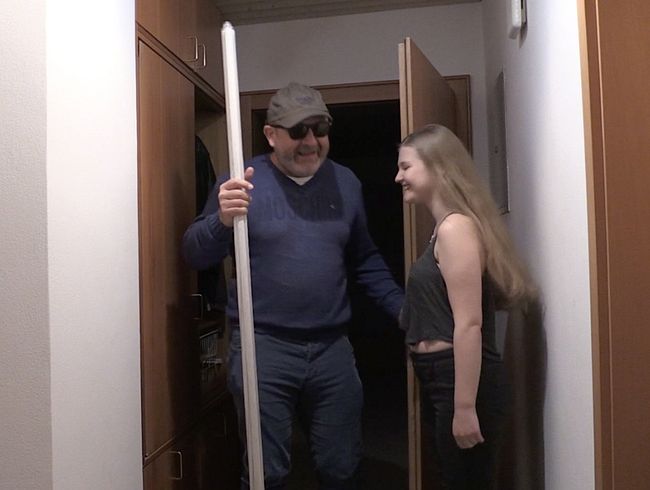 Jetzt wird Julia18darf gefi**t 1/2