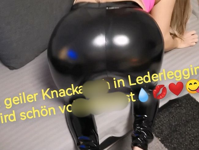 Mein geiler Knackars** in Lederleggings wird schön vollgewi**st