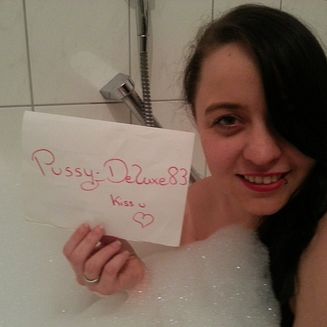 Pussy-Deluxe83